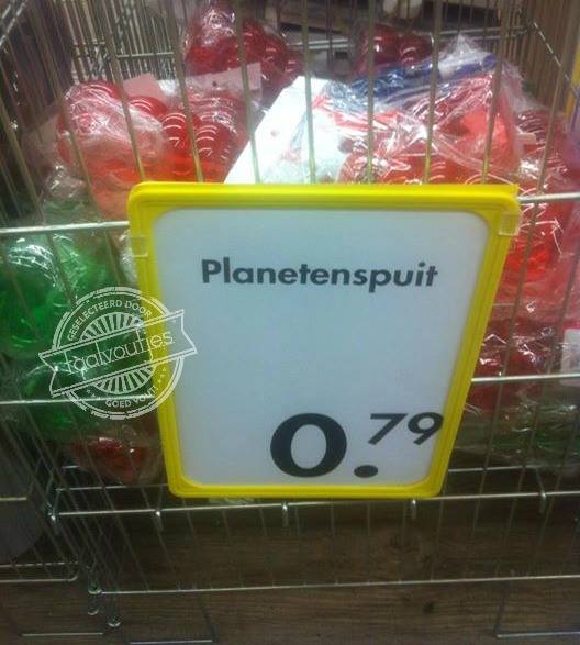 Met intergalactische spuitkracht!