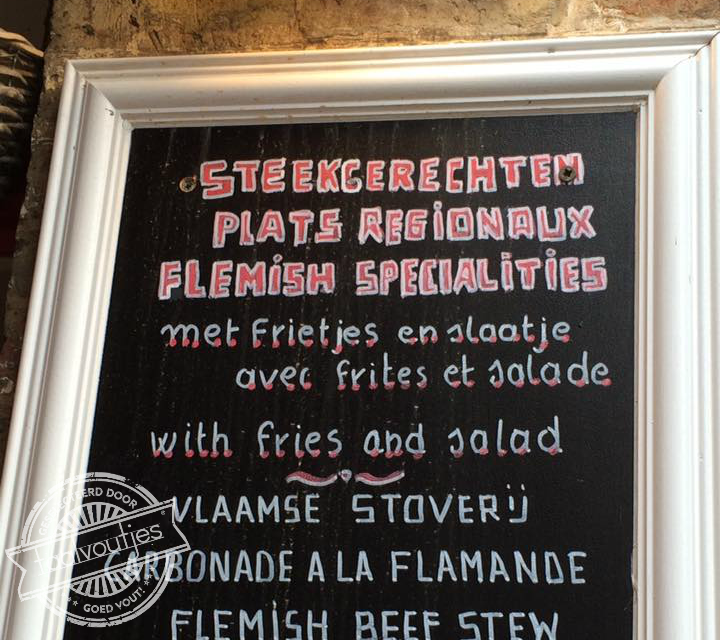 Vast nogal scherp van smaak.