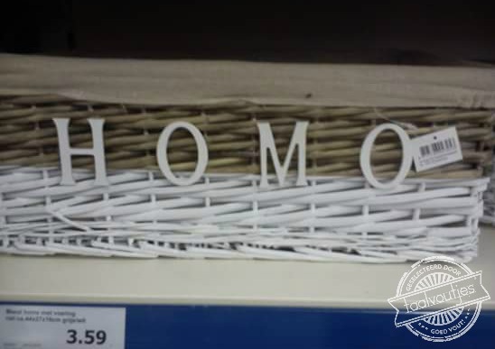 Om op een originele manier uit de kast te komen.