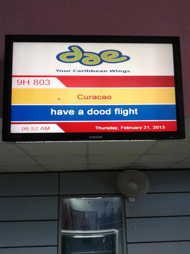 Als je al vliegangst had, wordt het er met dit bord zeker niet beter op...