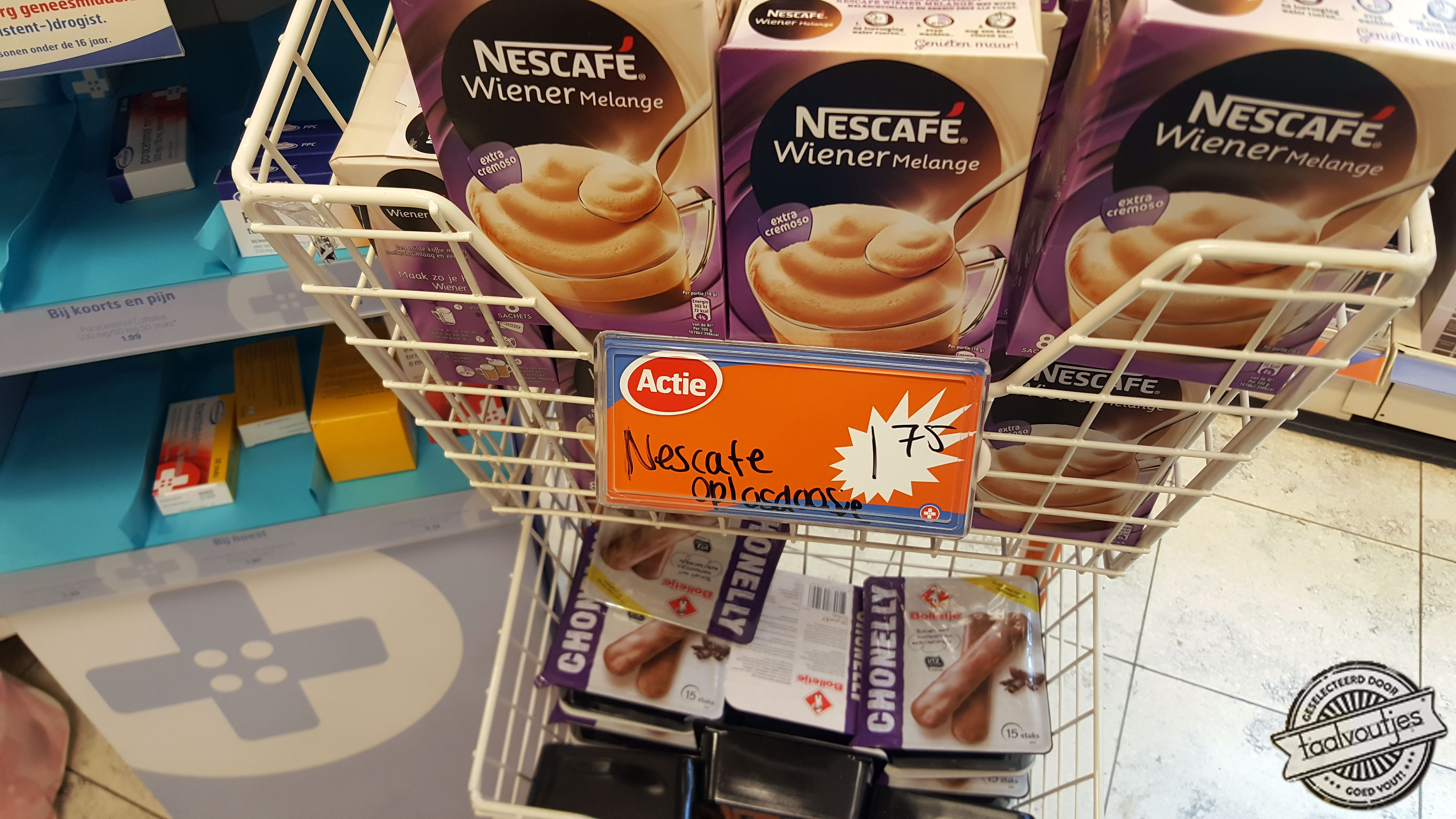 Met kartonnen bijsmaak.