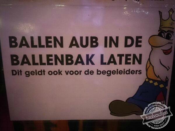 Hebben die begeleiders eindelijk ook eens een beetje lol.