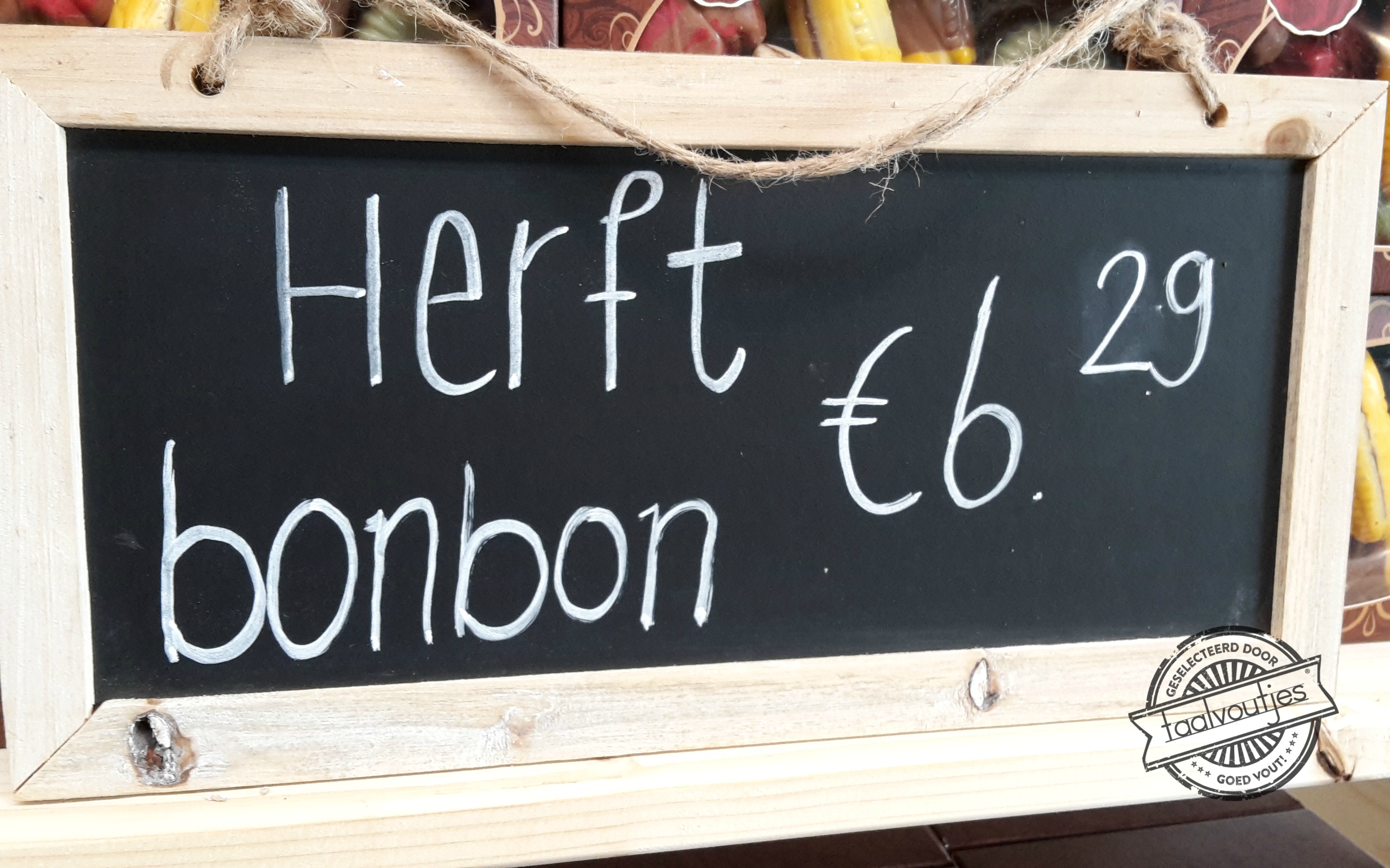 Met een vleugje katanje.