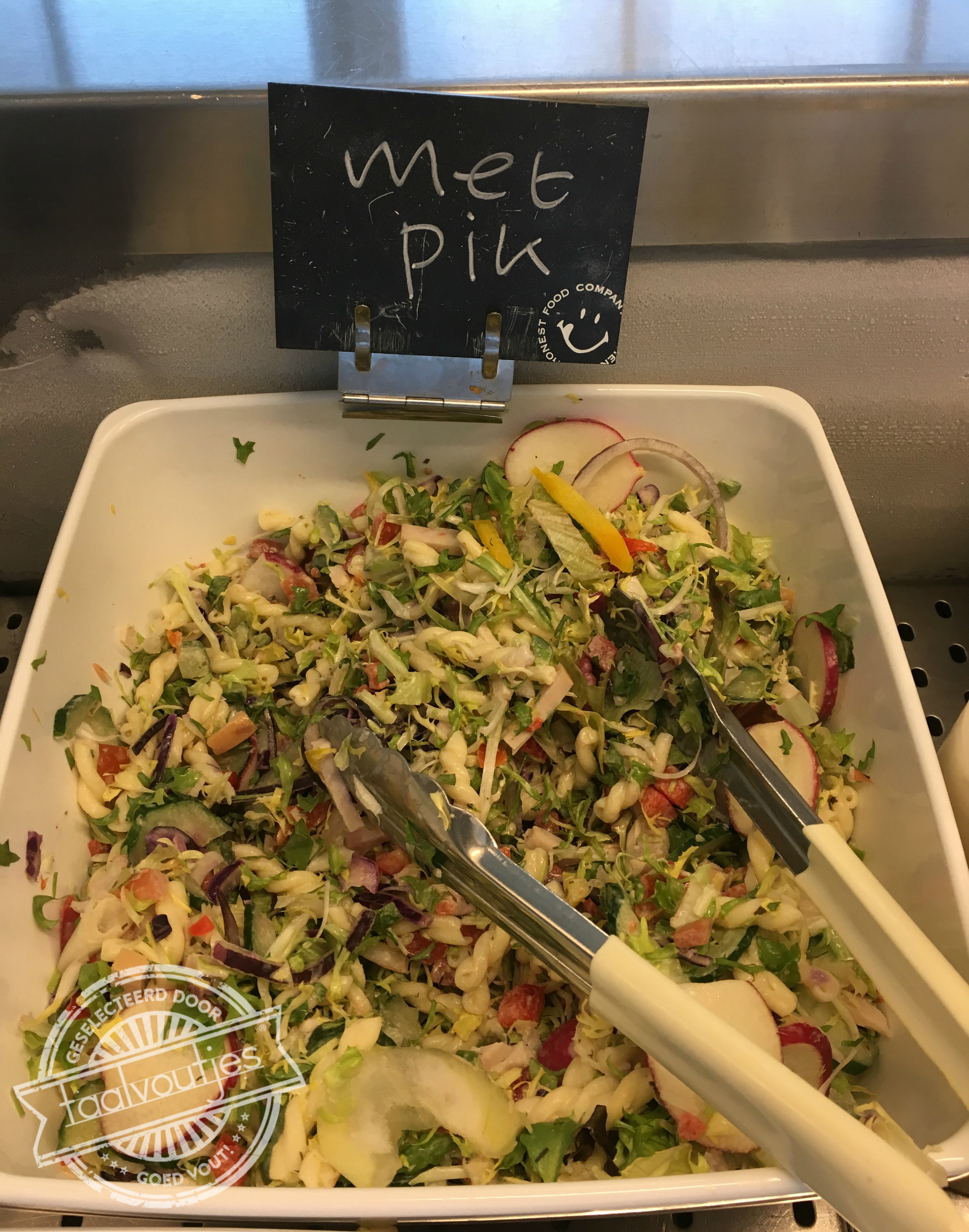 En een dikke witte saus.