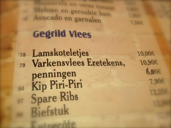 Ik sla u tot ridder in de Orde van de Malse Biggen!