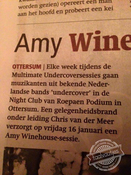 Na het optreden gingen de vlammen weer uiteen.