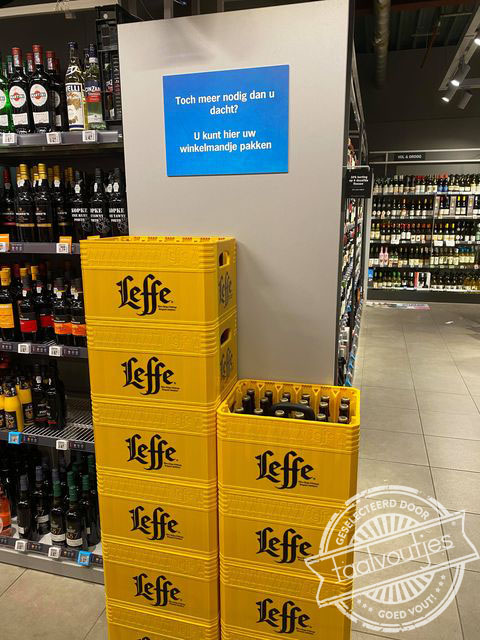 De kater komt later.