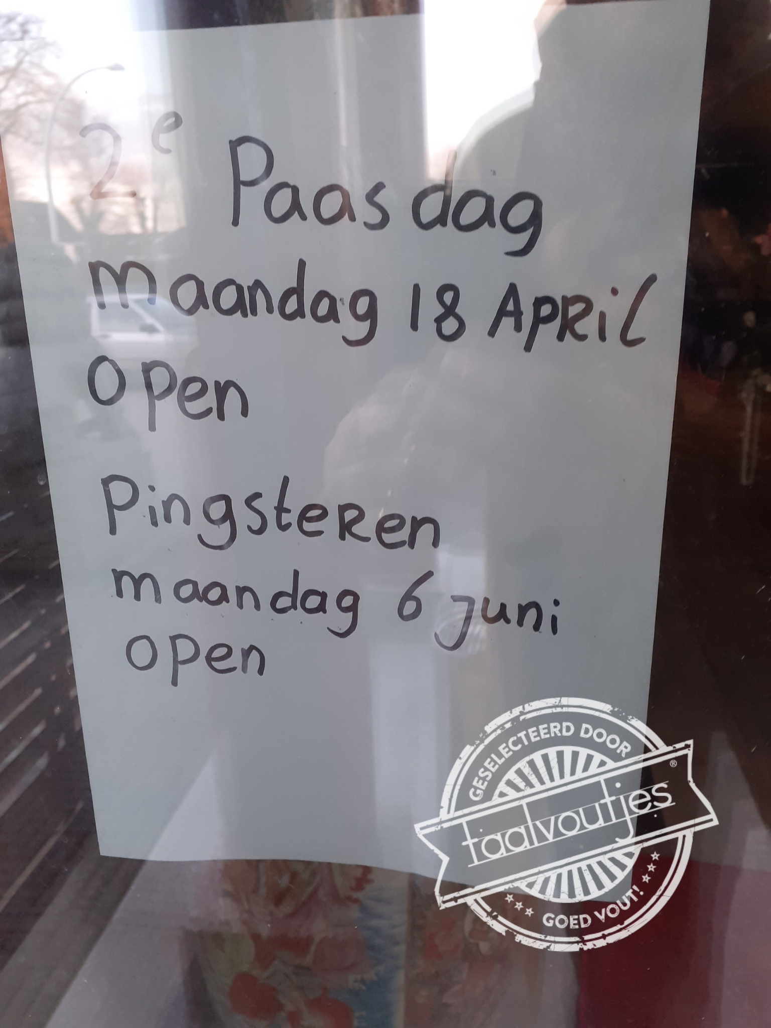 Ik geloof dat de magnetron klaar is.