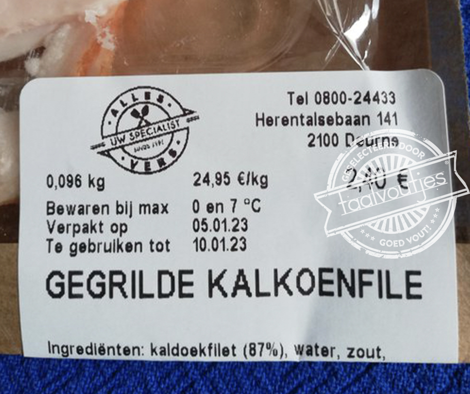 Daar staan mensen voor in de rij.